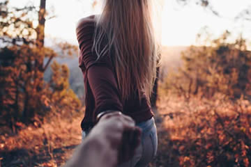 Qué significa soñar con que tu pareja te engaña con una amiga