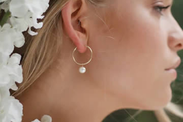 Qué significa soñar con aretes de plata