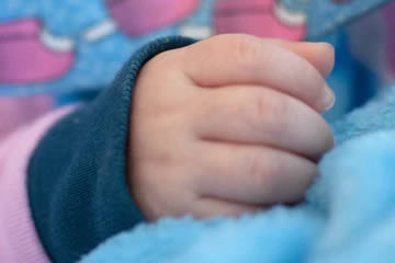 Qué significa soñar con la mano de un bebé