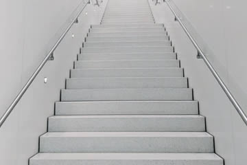 Qué significa soñar con escaleras largas