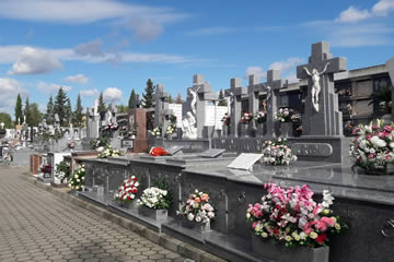 soñar con fiesta en el cementerio