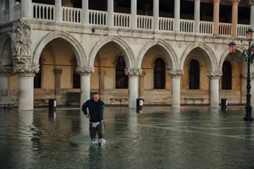 Cuál es el significado de soñar con inundación de agua limpia