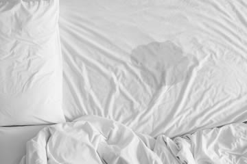 Qué significa soñar con orinar en la cama