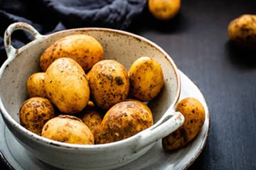 Cuál es el significado de soñar con papas sin pelar