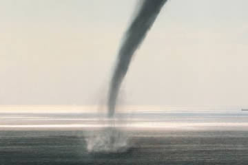 tornados en el mar