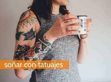 Soñar con tatuajes